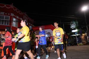 BIB: 150
                            <button type="button" onclick="openModal(26262772)" class="btn btn-primary btn-sm float-right btn-popup" data-toggle="modal" data-target=".modal-high-quality">
                        <i class="fas fa-shopping-cart"></i> Add to Cart
                    </button>
                                            <button type="button" onclick="isThisMe(26262772, true)" class="btn btn-success btn-sm float-right btn-popup btn-isme hidden" data-toggle="tooltip" data-placement="bottom" title="นี่คือรูปของคุณใช่ไหม คลิกที่นี่เพื่อเอาเข้าอัลบั้ม">
                        <i class="fas fa-plus"></i> Add to album
                    </button>
                    <button type="button" onclick="isThisMe(26262772, false)" class="btn btn-warning btn-sm float-right btn-popup btn-isnotme hidden">
                        <i class="fas fa-ban"></i> Remove from album
                    </button>